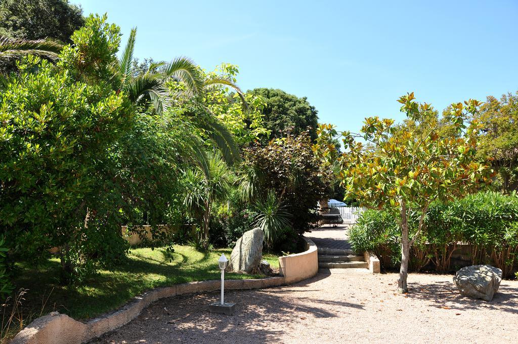 Sole E Mare Aparthotel Santa-Maria-Poggio  Exterior photo