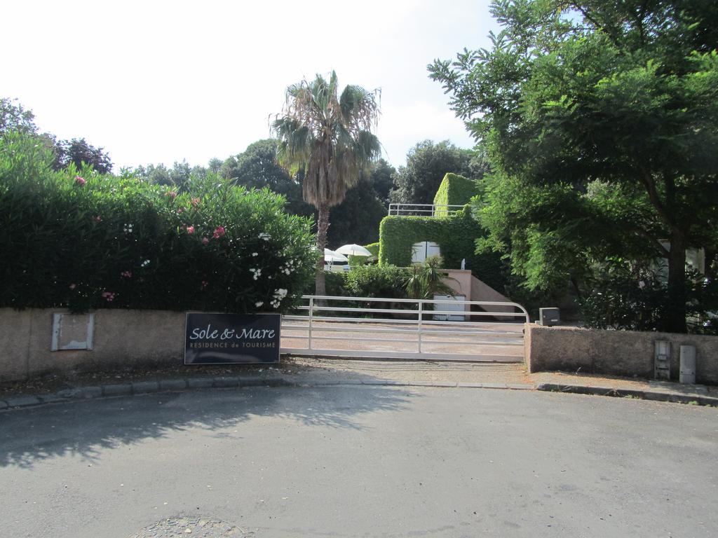 Sole E Mare Aparthotel Santa-Maria-Poggio  Exterior photo