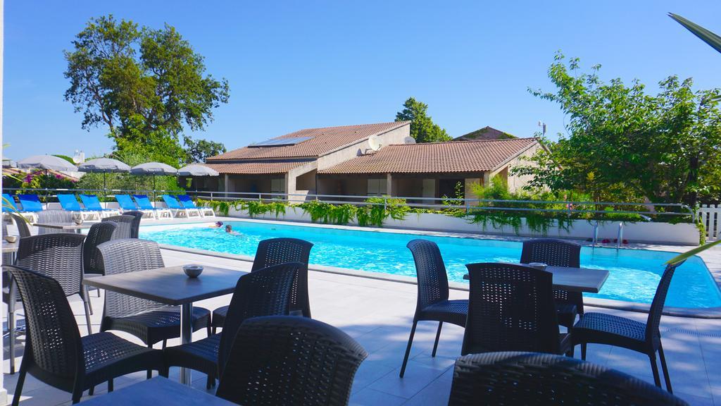 Sole E Mare Aparthotel Santa-Maria-Poggio  Exterior photo